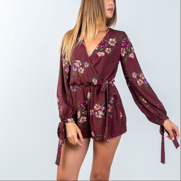 BURGUNDY FLORAL VNECK ROMPER - Picture 2 of 3